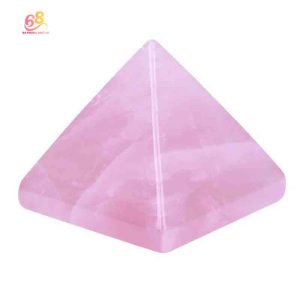 Kim Tự Tháp Đá Thạch Anh