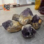 Trụ Đá Thạch Anh Tím