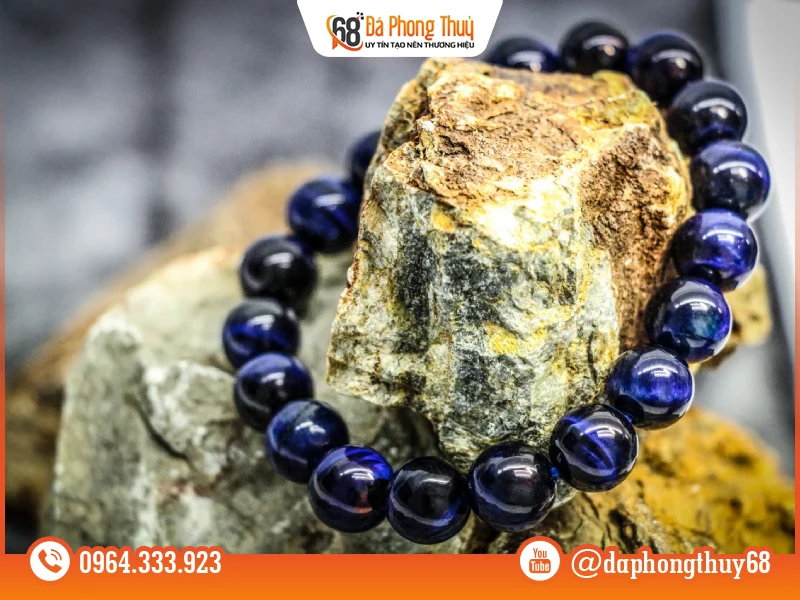 đá mắt hổ xanh đen mệnh Thủy