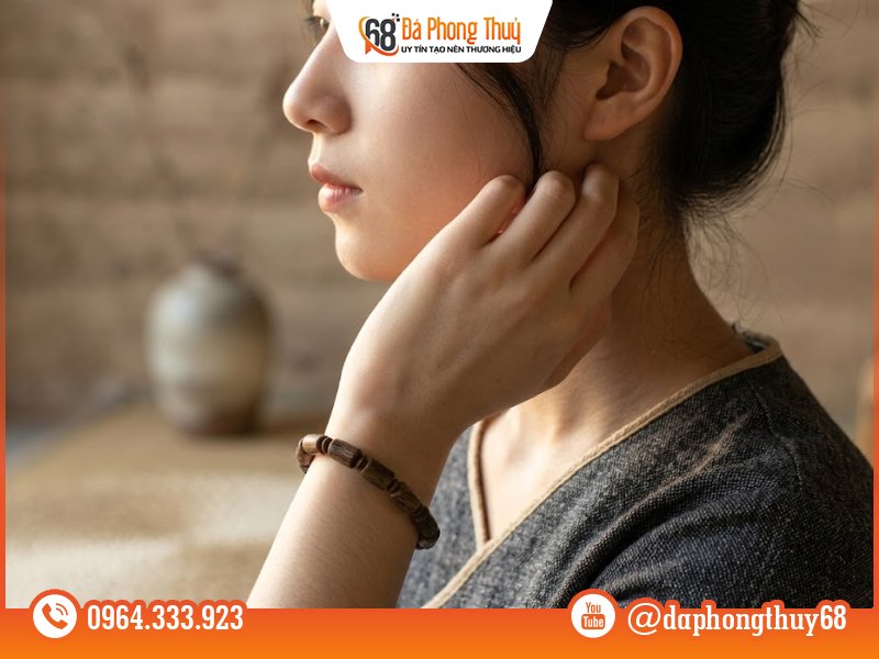 Vì sao mua vòng đá phong thủy online dễ chọn sai? Vì sao mua vòng đá phong thủy online dễ chọn sai?