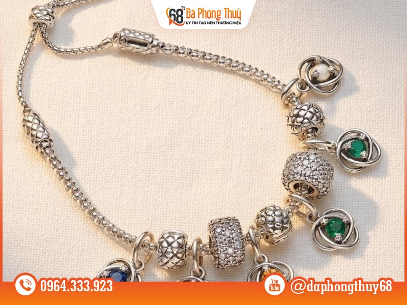 nên chọn dạng đeo nào? - charm hay đá bỏ túi? nên chọn dạng đeo nào? - charm hay đá bỏ túi?