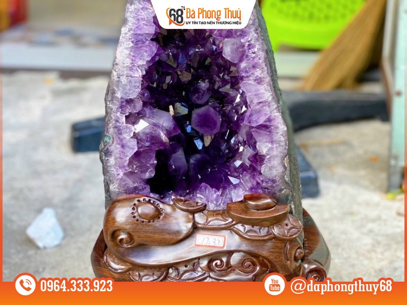 chọn thạch anh theo ngân sách - phân khúc trung – cao