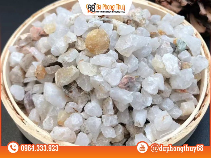 Quy trình rải đá thạch anh vụn - Bước 4: Phủ và hoàn thiện Quy trình rải đá thạch anh vụn - Bước 4: Phủ và hoàn thiện