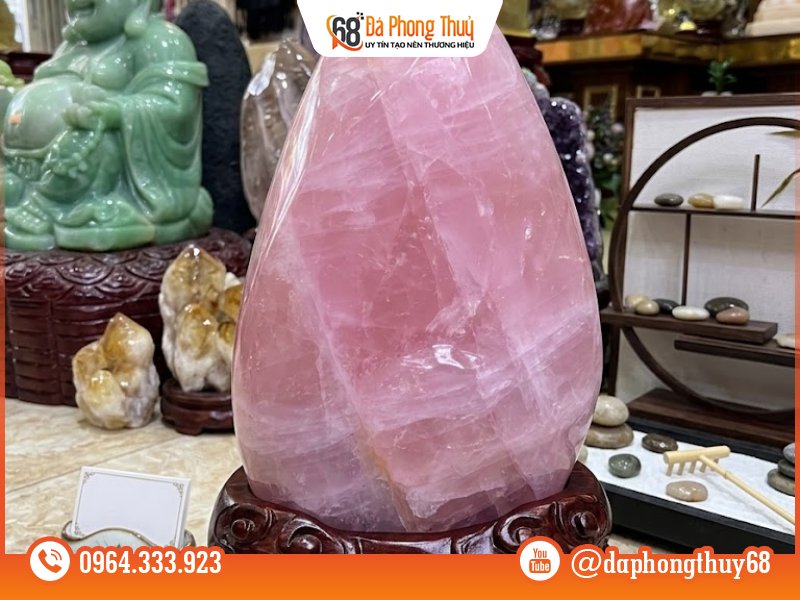 Ý nghĩa phong thủy của đá thạch anh hồng - Trong các mối quan hệ xã hội
