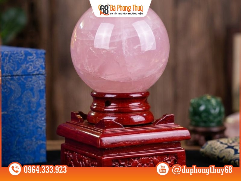 Ý nghĩa phong thủy của quả cầu thạch anh hồng - Cân bằng cảm xúc