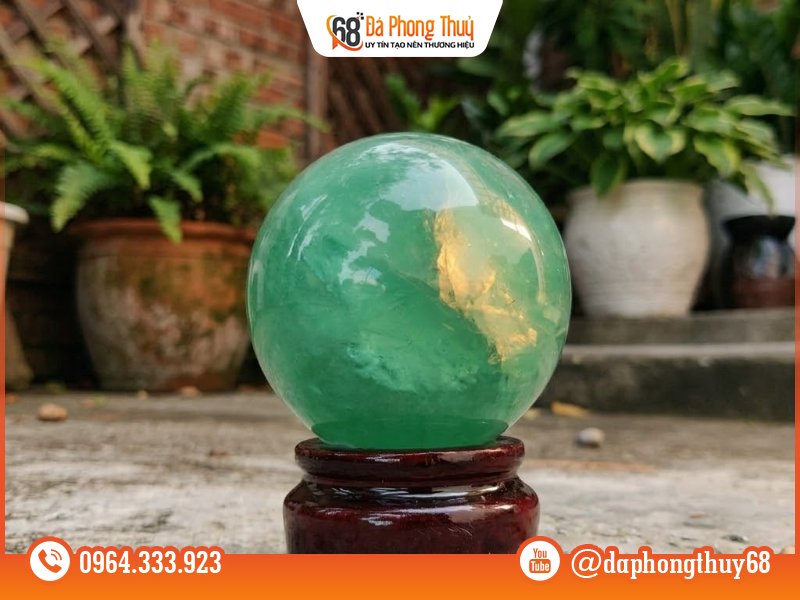 Top loại quả cầu đá hợp mệnh Thủy - Quả cầu thạch anh xanh dương Top loại quả cầu đá hợp mệnh Thủy - Quả cầu thạch anh xanh dương