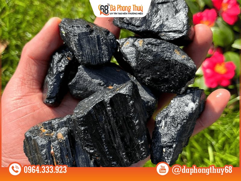 Nhận diện các màu tourmaline phổ biến
